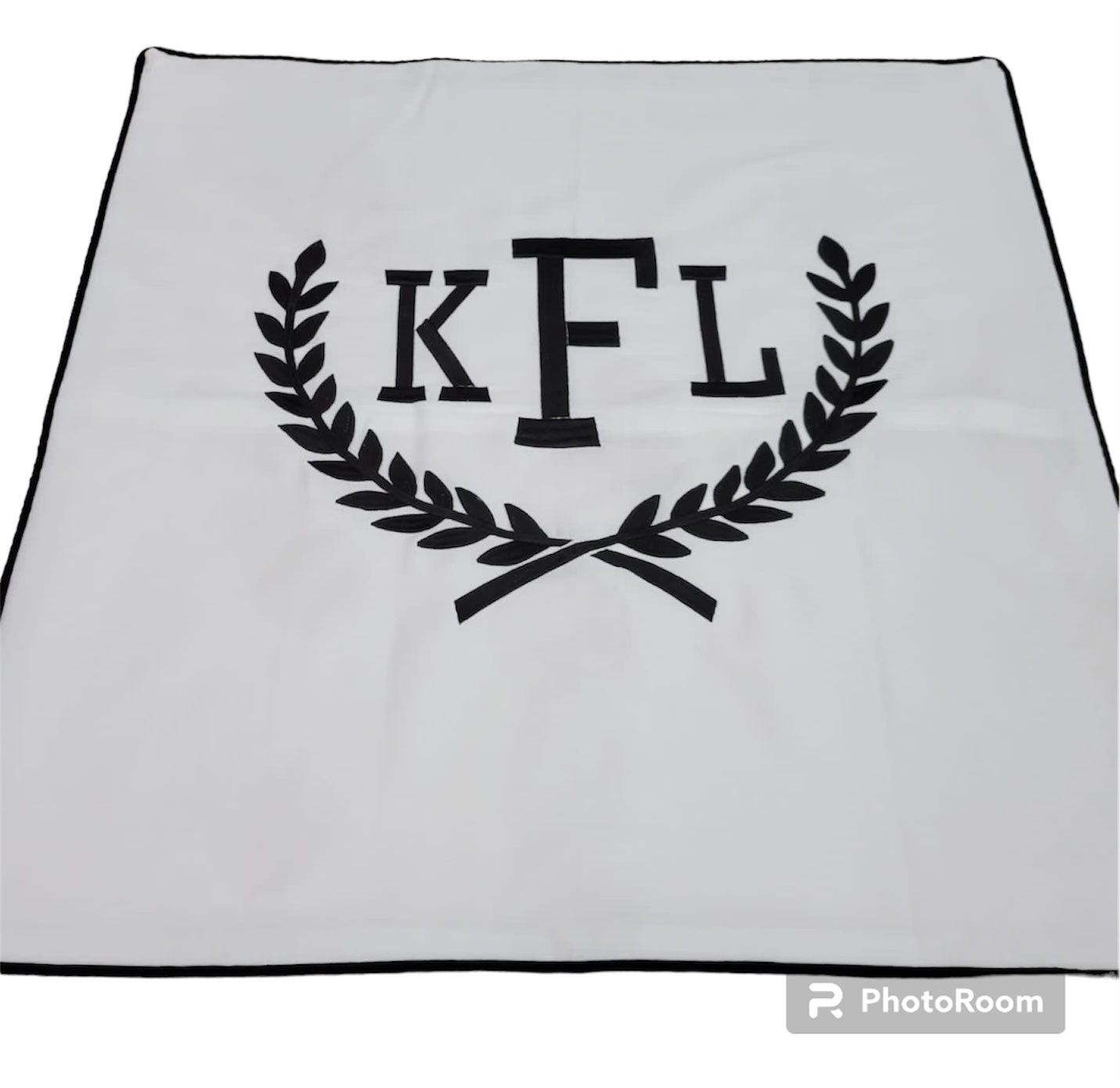 London 3 Letter with Provence Decorative Pillow - MONTAGUE & CAPULET