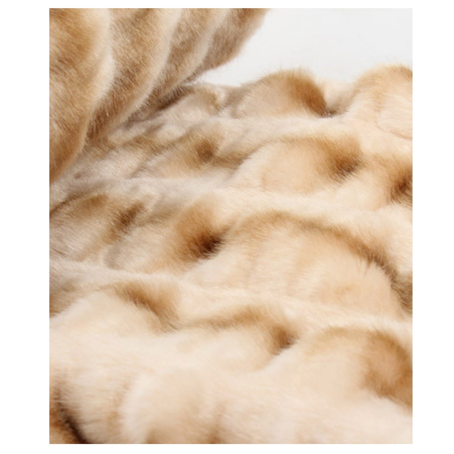 Fur Throw 'Bear Praline'